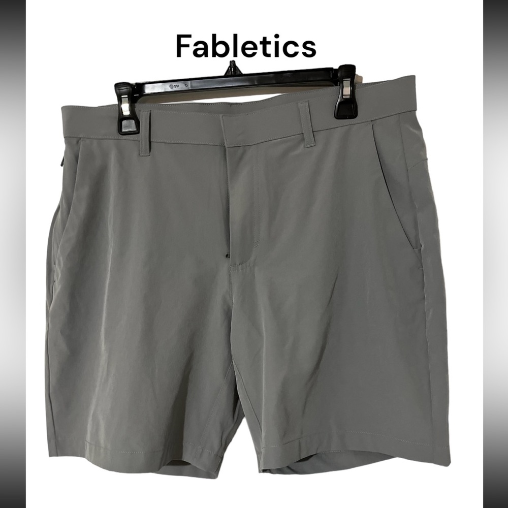 Fabletics short
